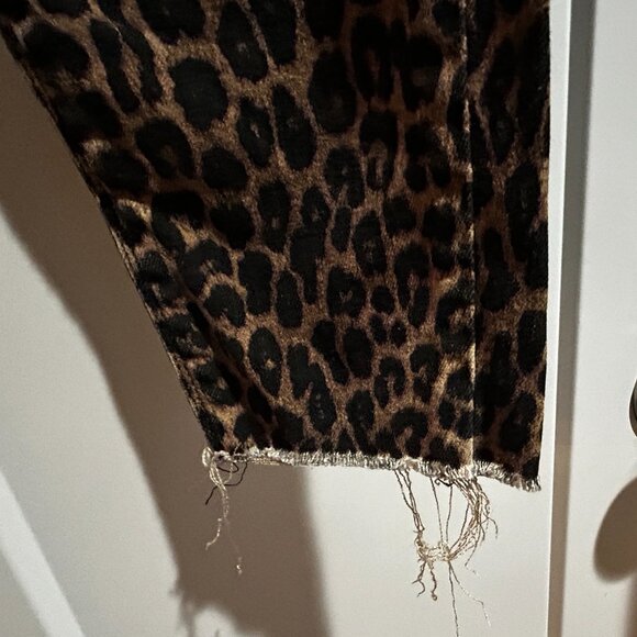 Black Orchard Carmen Cheetah Print Jeans - Picture 6 of 11